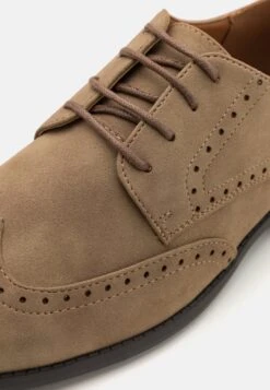 Pier One Lace-Ups - Beige -Exquisite Shoes 1b5eb0fbcf8a4027bad831479b4dbd0e