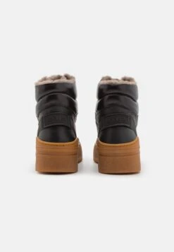 Bogner Bucharest - High-Top Trainers - Black/Nature -Exquisite Shoes 2a38c72209904f39ab258b7ed72f230a