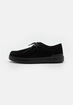 Clarks Court Lite Wally - Lace-Ups - Black