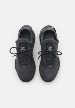 Adidas Originals Nmd R1. V2 Unisex - Trainers - Grey Six/Footwear White/Carbon -Exquisite Shoes 67e4b54a49e641bca77abb979714a813