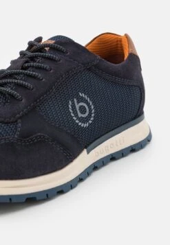 Bugatti Stranger - Trainers - Dark Blue -Exquisite Shoes 6988f5e529b1424f90e16fcc1b4aa80c