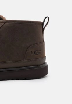 Ugg Neumel - Casual Lace-Ups - Grizzly -Exquisite Shoes 7bc9267a6dfa433fad1e1b7e1e39e7d2