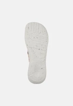 Peu Stadium - Trainers - Beige -Exquisite Shoes 7cd8bb1420cd4fcf83a2bc240813fe07