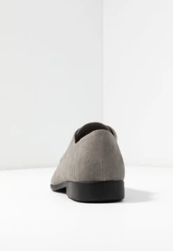 Pier One Smart Lace-Ups - Grey -Exquisite Shoes 7e262d7e1b2c4561940fdde78f9c83b6