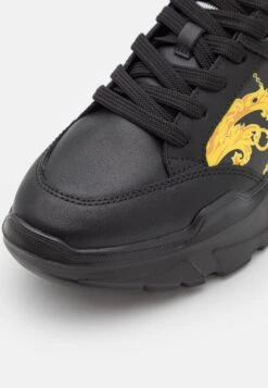 Fondo Speedtrack Shoes - Trainers - Black/Gold -Exquisite Shoes 80df2cf688af47cd9c1b6f3bf07f4d55