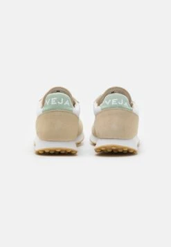 Veja Rio Branco Light - Trainers - Lunar Matcha -Exquisite Shoes a4b2f718d132403ca0826acc08fa0977