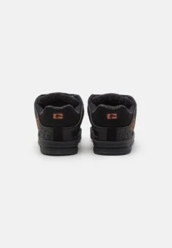 Globe Tilt - Skate Shoes - Black/Bronze -Exquisite Shoes acc04515583e49c0a5c37cde0666e3fa