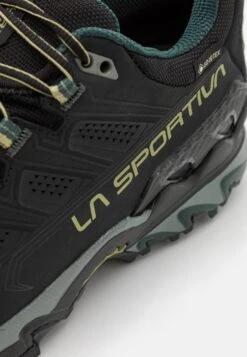 La Sportiva Ultra Raptor Ii Gtx - Hiking Shoes - Black/Cedar -Exquisite Shoes be64b2e388974180878925d677aeaa25