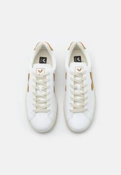 Veja Urca - Trainers - White Camel -Exquisite Shoes f16bab2c225a443c8389a15eaef67b53