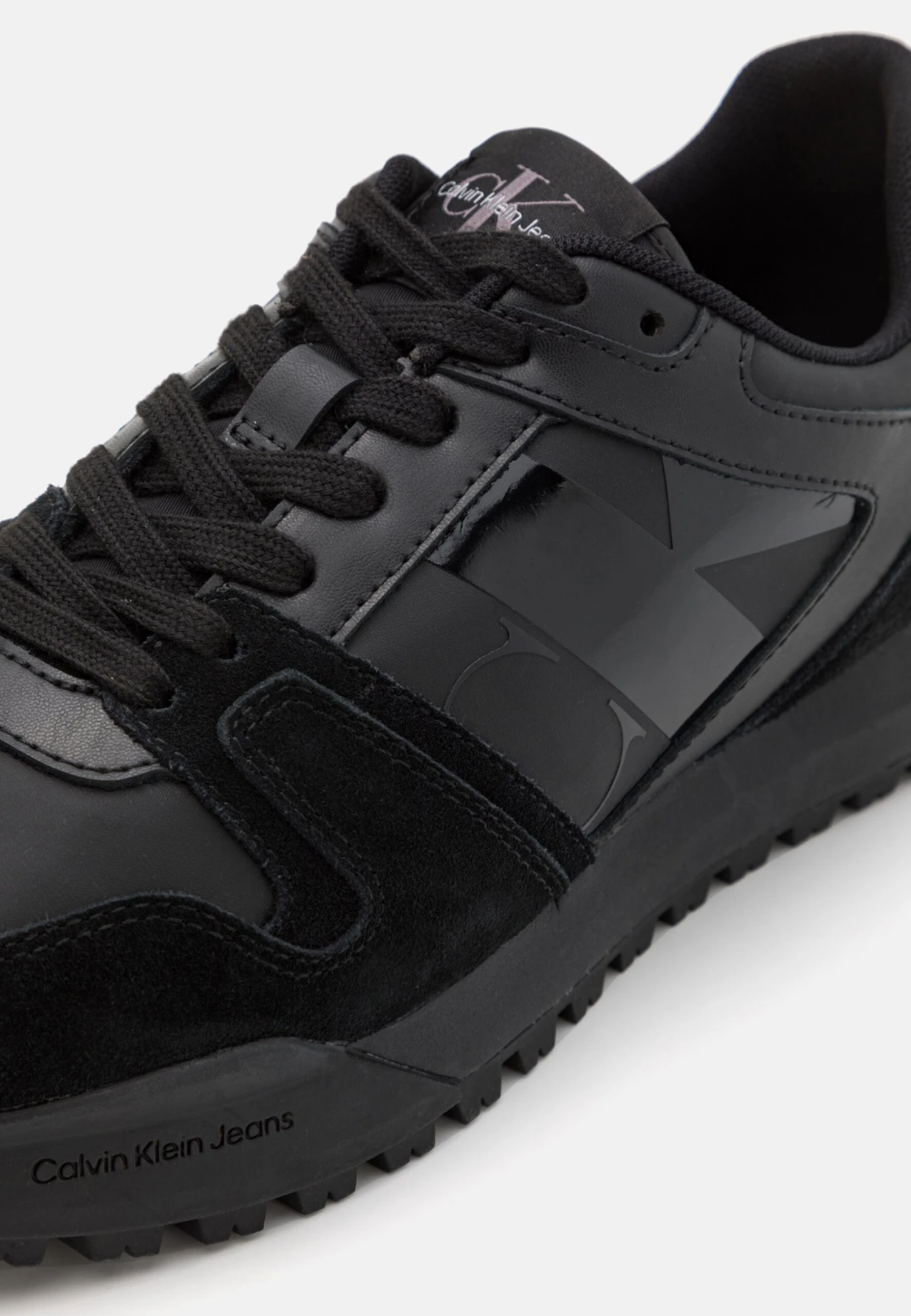 Calvin Klein Jeans Toothy Run Laceup- Trainers - Triple Black 8 Calvin Klein Jeans Toothy Run Laceup- Trainers - Triple Black - Image 6
