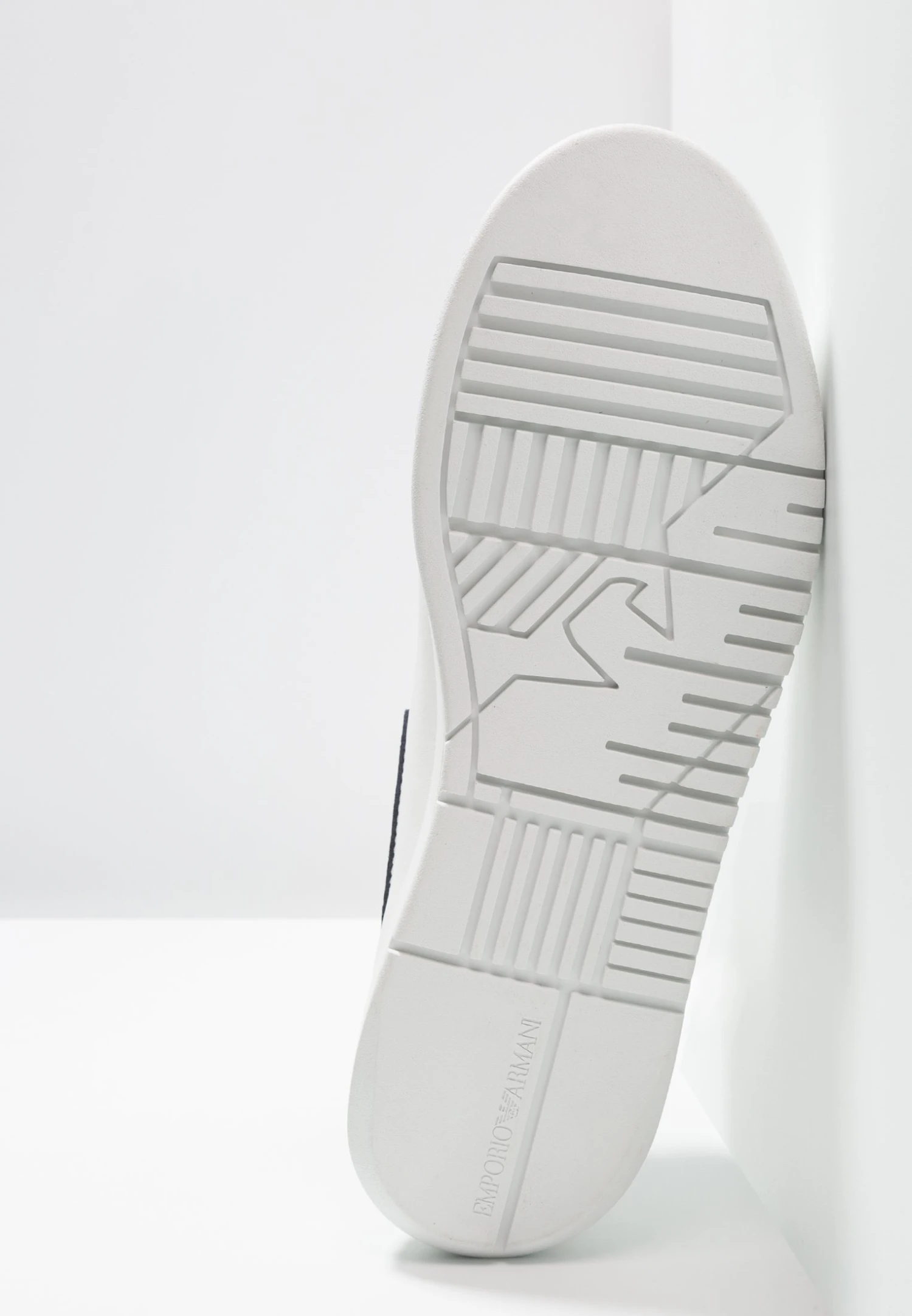 Emporio Armani Trainers - Optical White/Navy 7 Emporio Armani Trainers - Optical White/Navy - Image 5