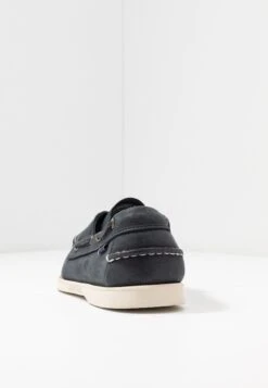 Sebago Docksides Portland Crazy Horse - Boat Shoes - Blue Navy -Exquisite Shoes f82850d7fe6c4f4d9a5c237ac697d025